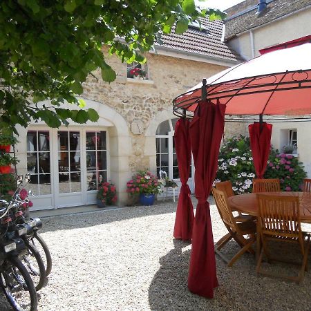 Les Mille Et Une Pierres Mareuil-le-Port Екстер'єр фото